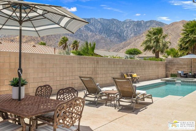 827 Alta Ridge, Palm Springs