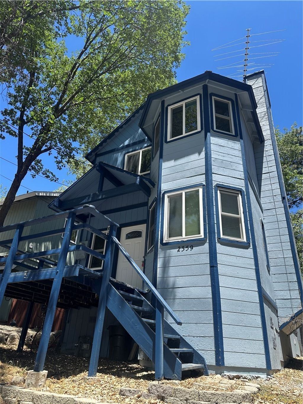 2359 Oak, Running Springs