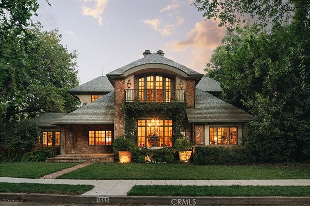 1095 Woodland Avenue, Chico