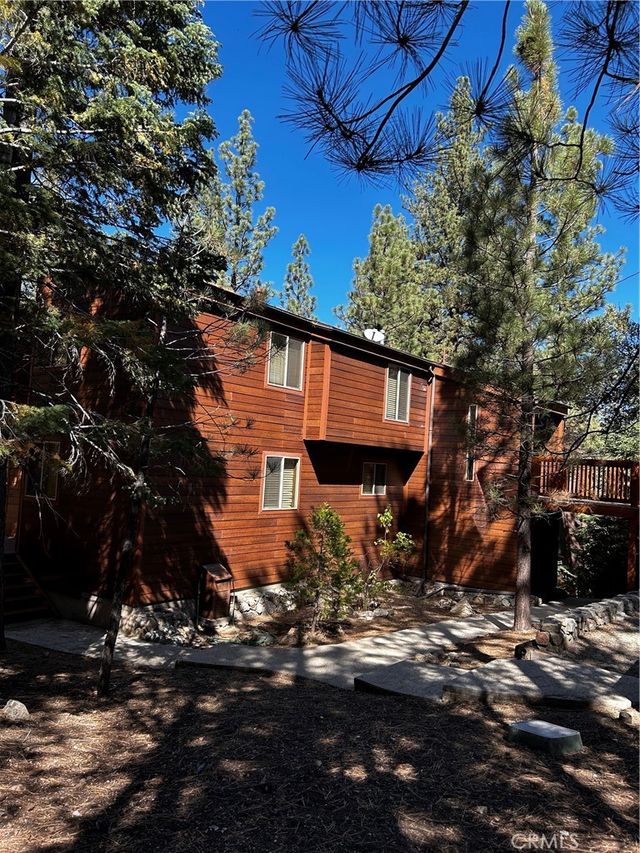 1225 Azalea, Pine Mountain Club