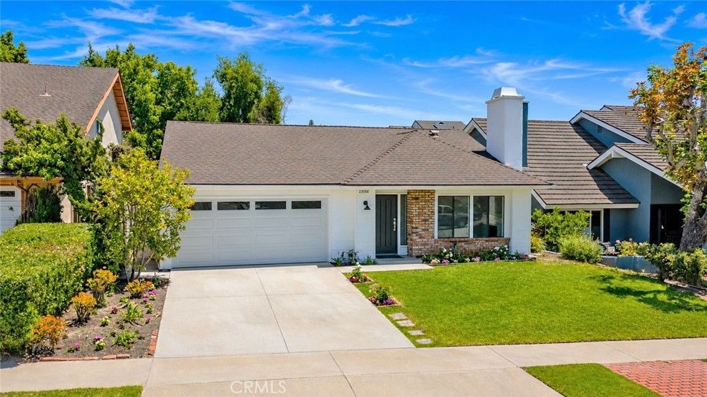 23456 White Dove Dr, Lake Forest