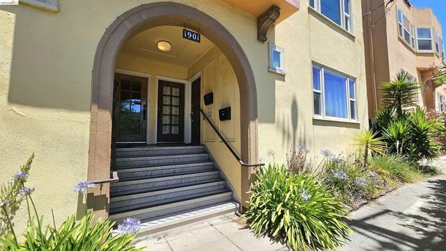 1901 Parker St # 3, Berkeley