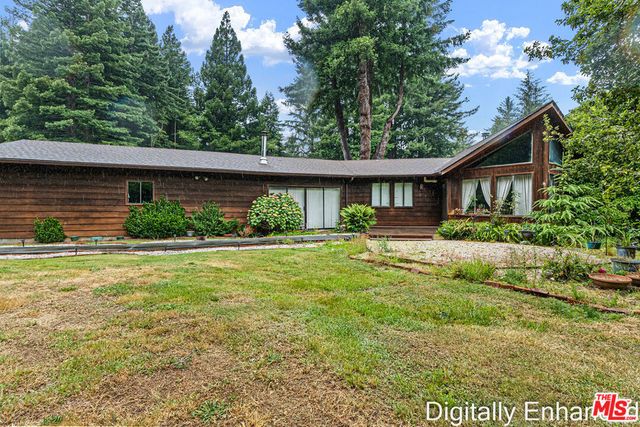 220 Malvin Murphy Lane, Crescent City