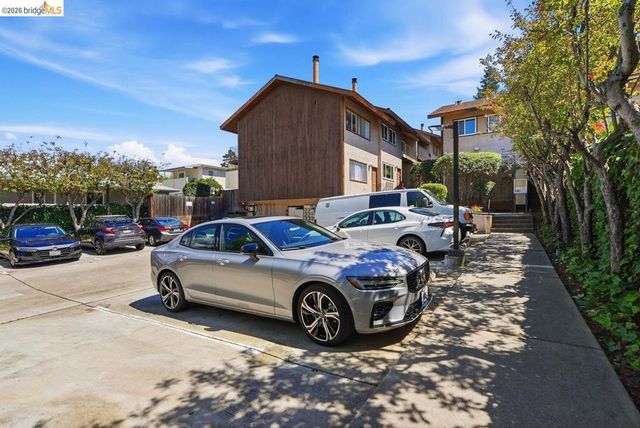 3800 Maybelle Ave # 7, Oakland