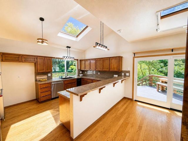106 Carbonera Drive, Santa Cruz