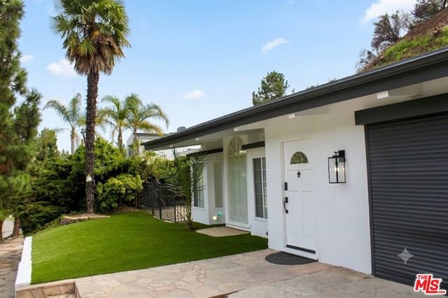 1265 Bienveneda Avenue, Pacific Palisades
