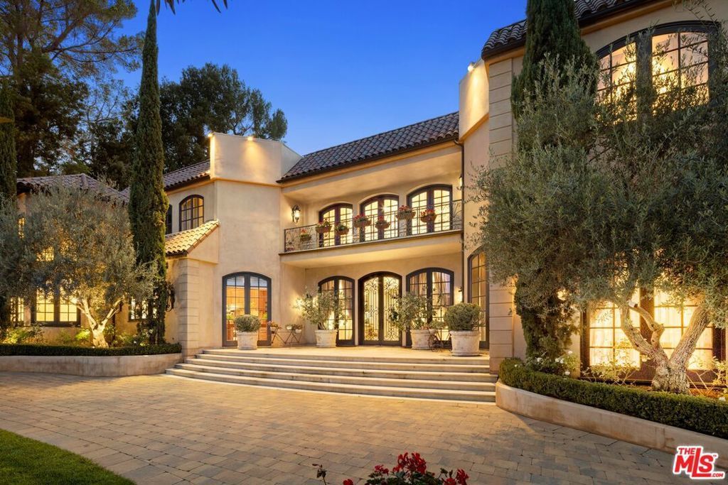 9541 Sunset Boulevard, Beverly Hills