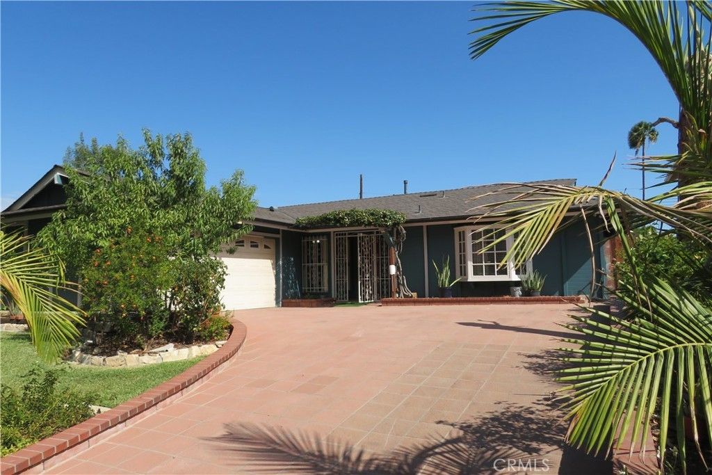 11666 Remington, Sylmar
