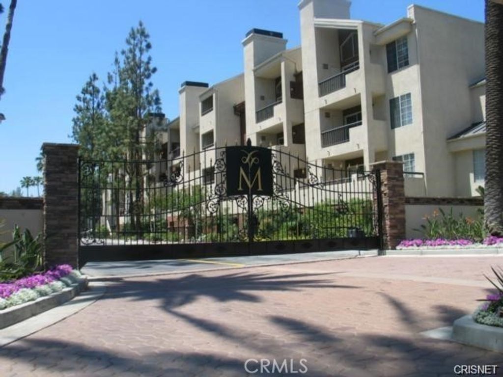 5520 Owensmouth Avenue # 313, Woodland Hills