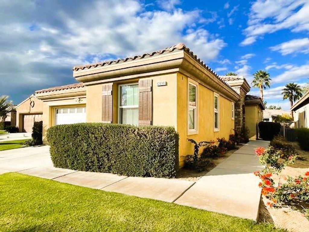82098 Travolta Avenue, Indio