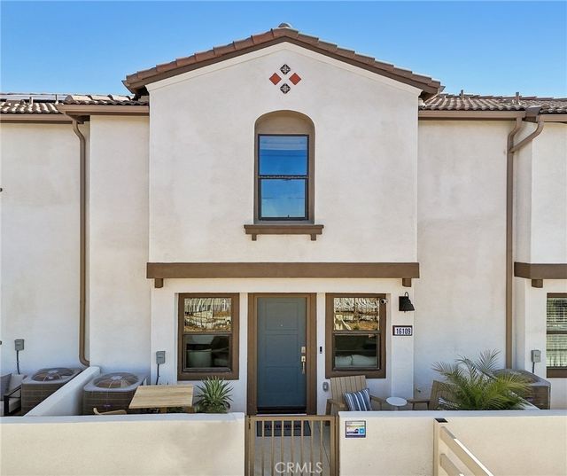 16135 Lumia Way, Fontana