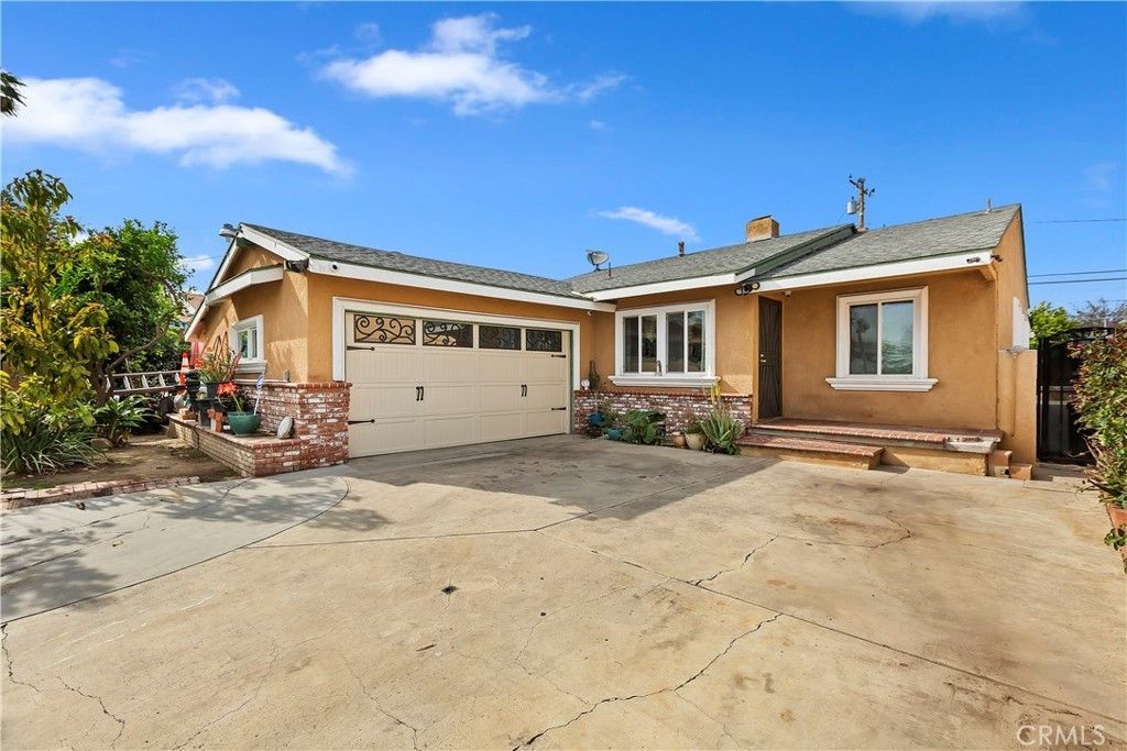 1665 Highland Street, Santa Ana