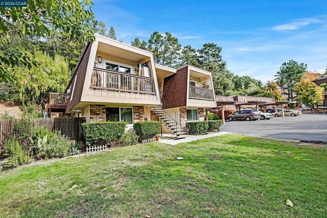 146 Ascot Ct # 2, Moraga