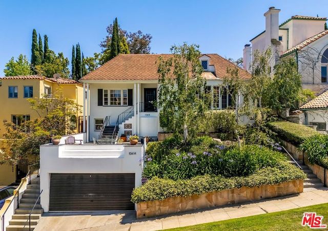 10614 Le Conte Avenue, Los Angeles