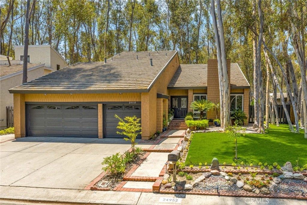 24952 Singingwoods, Lake Forest