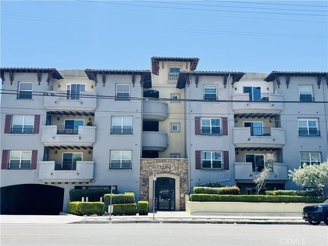13200 Moorpark # 203, Sherman Oaks
