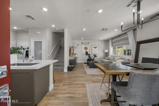 2556 Little Rock Lane, Simi Valley