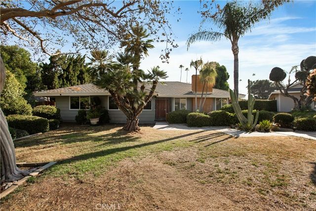 1185 La Subida Court, Riverside