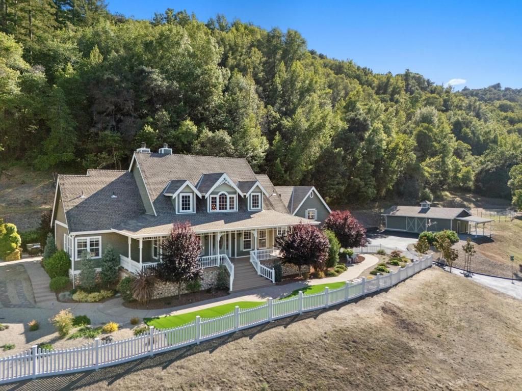 6790 Redwood Retreat Road, Gilroy
