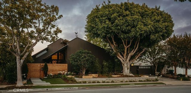 1534 Santiago, Newport Beach