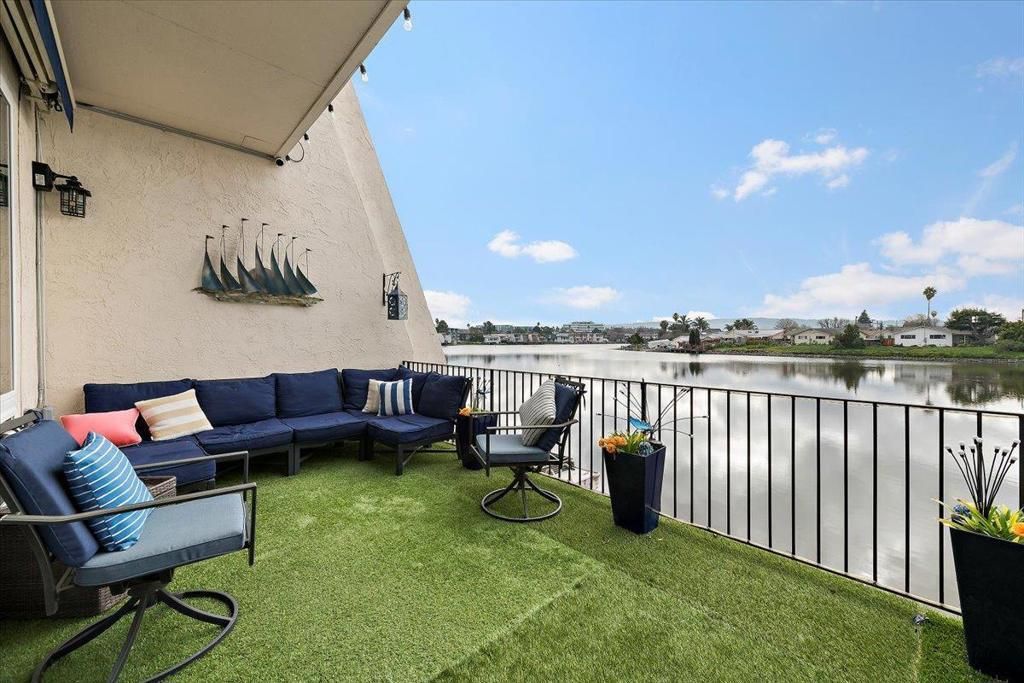 444 Fathom Drive, San Mateo