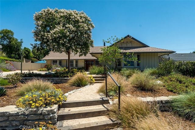 2220 W Silver Tree, Claremont