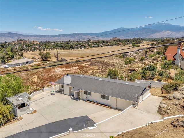 27756 Vista Del Valle, Hemet