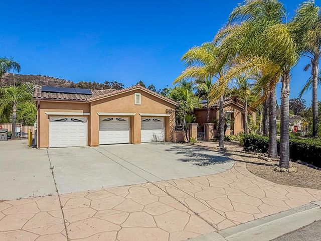 26207 Wyndemere Court, Escondido