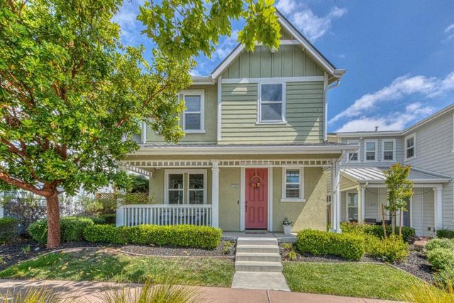 13909 Sherman Boulevard, Marina