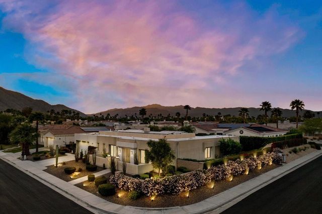 1450 Lorena Way, Palm Springs