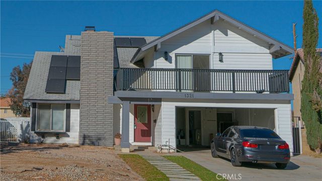 1321 E Lingard Street, Lancaster