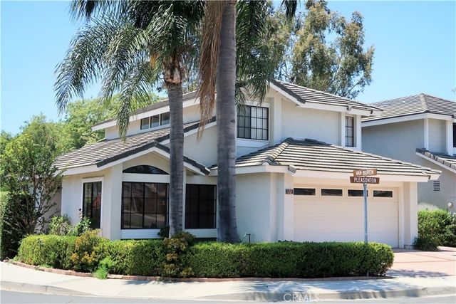 12 Pleasonton, Irvine