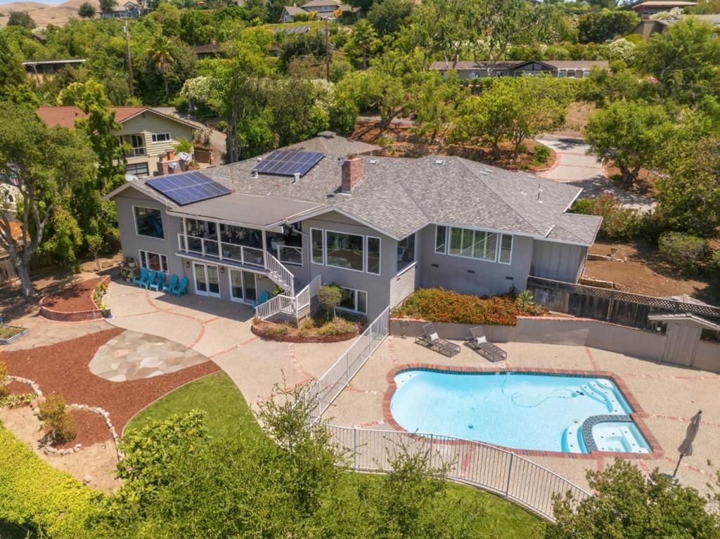 15761 E Alta Vista Way, San Jose
