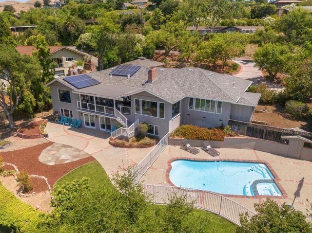 15761 E Alta Vista Way, San Jose