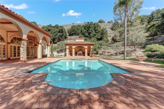 498 Lakeview Canyon, Westlake Village