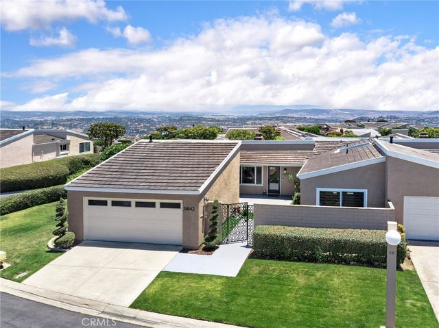 31042 Carrara, Laguna Niguel