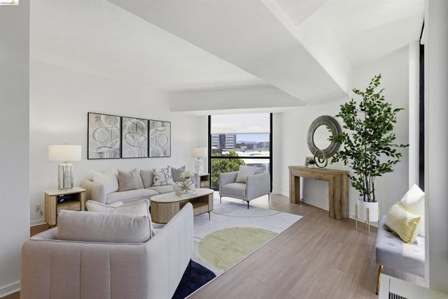 6363 Christie Ave # 326, Emeryville