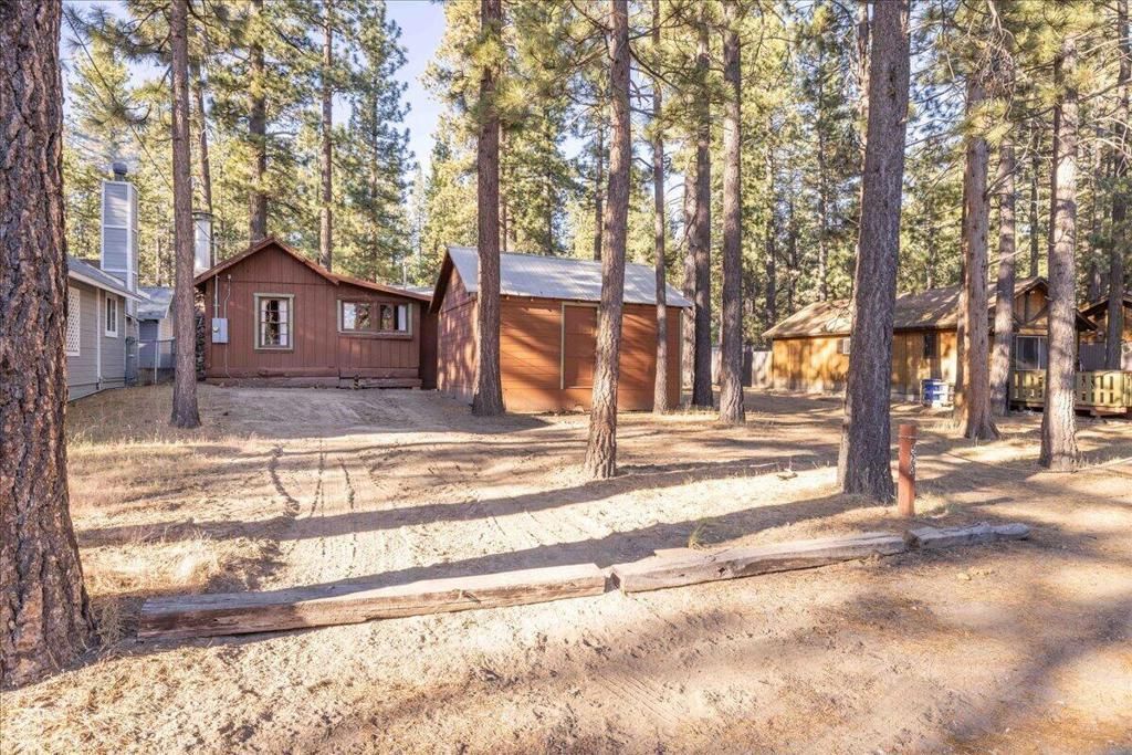 520 W Aeroplane Boulevard, Big Bear
