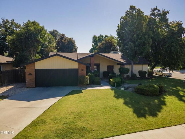 2601 Barrington Street, Bakersfield