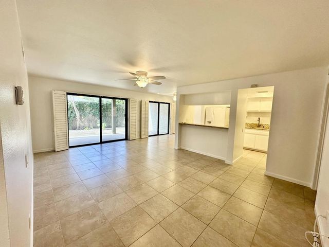 1150 E Palm Canyon Drive # 60, Palm Springs