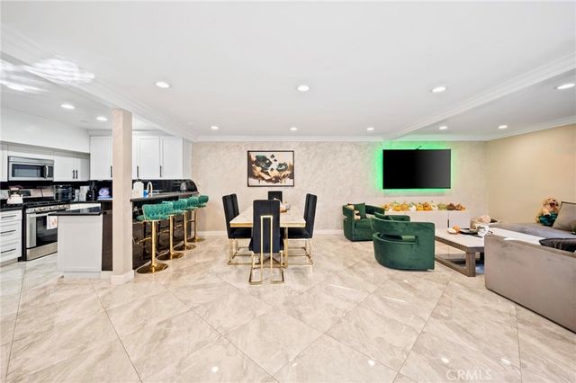 7924 Woodman Avenue # 78, Panorama City