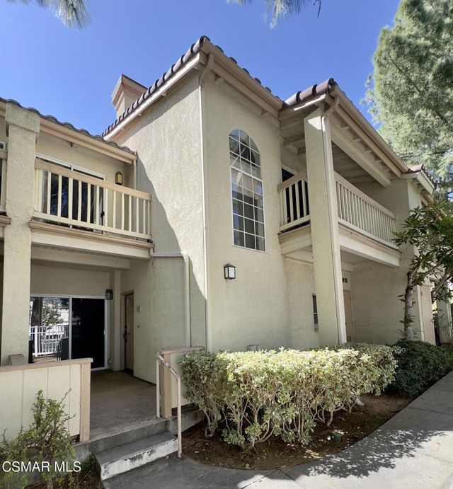 688 Indian Oak Lane # 107, Oak Park