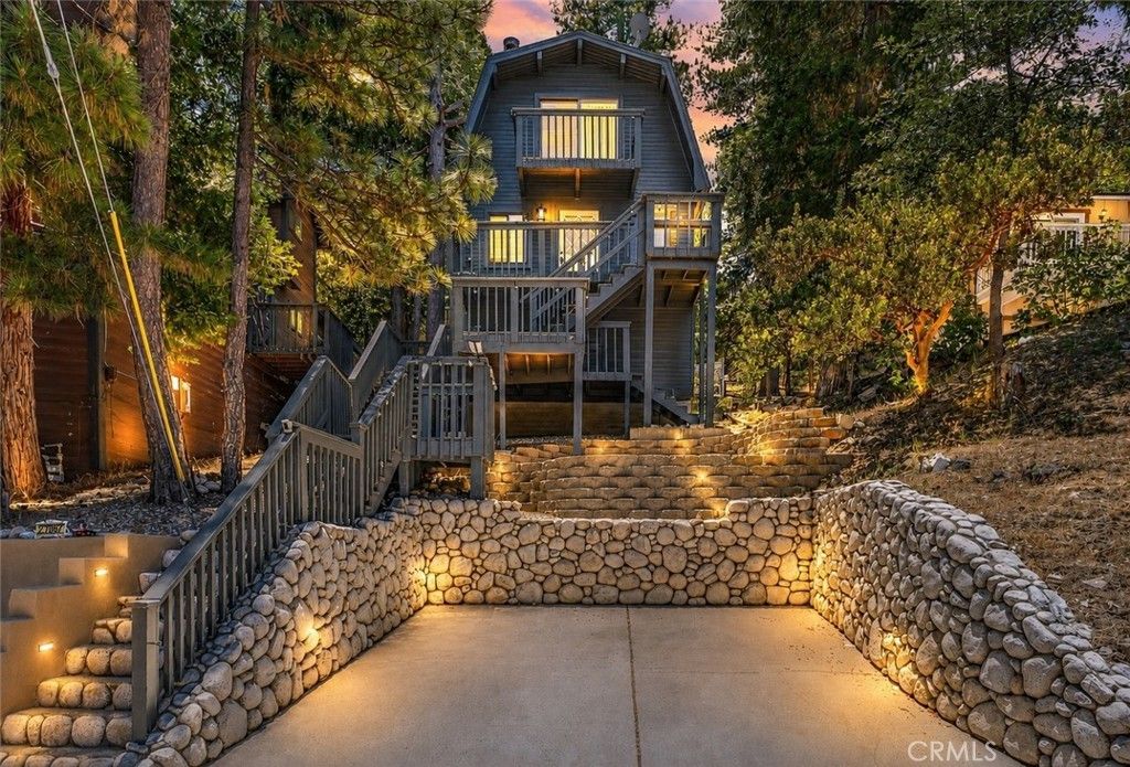 27067 Overlook Lane, Lake Arrowhead