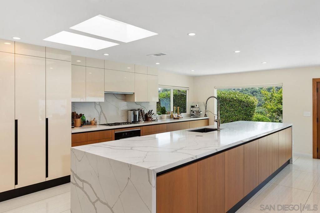 5441 Curie Way, San Diego