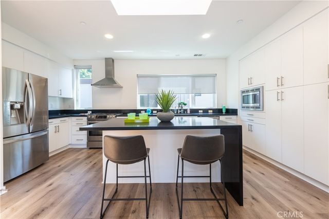 2926 Rowena Avenue # 4, Los Angeles
