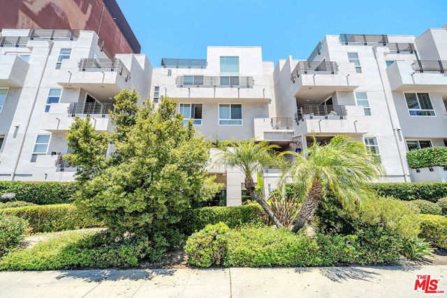 4925 Wilshire Boulevard # 302, Los Angeles