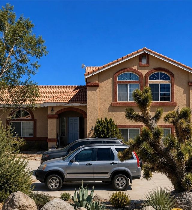 32842 Emerald, Lucerne Valley