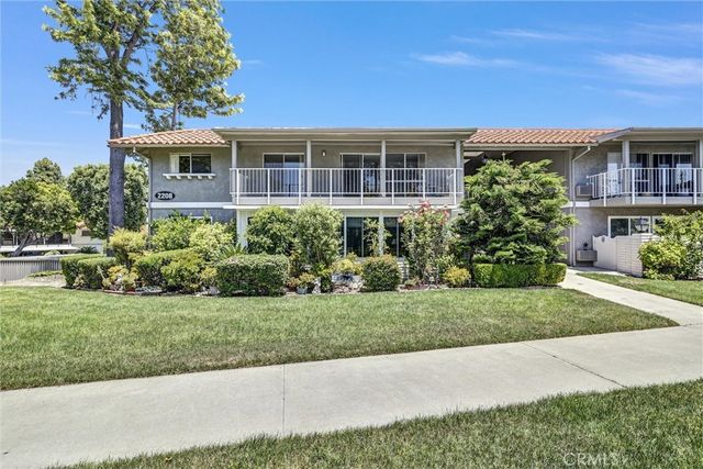 2208 Via Mariposa E # Q, Laguna Woods