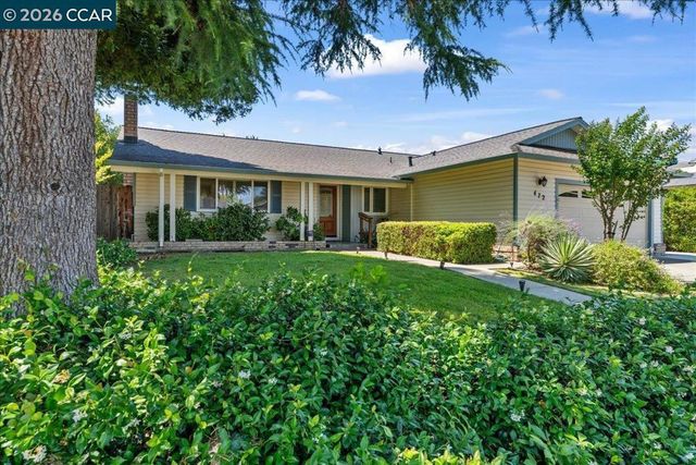 472 Cordoba Ln, Vacaville