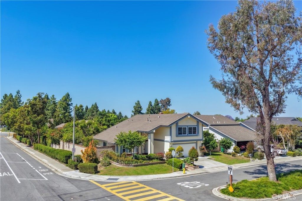 14 Yorktown, Irvine